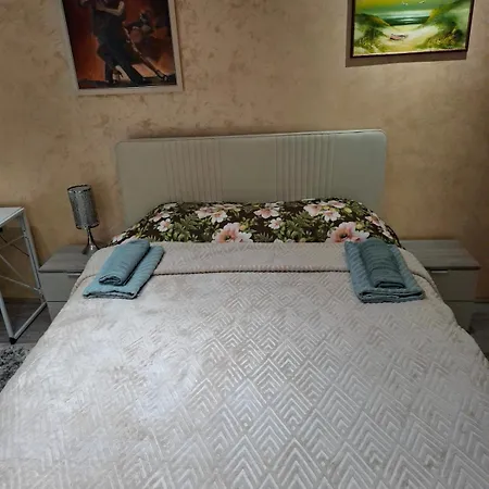 Stan U Smederevskoj Palanci - Naselje Kolonija *