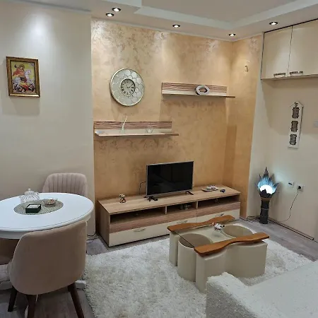 Apartament Stan U Smederevskoj Palanci - Naselje Kolonija